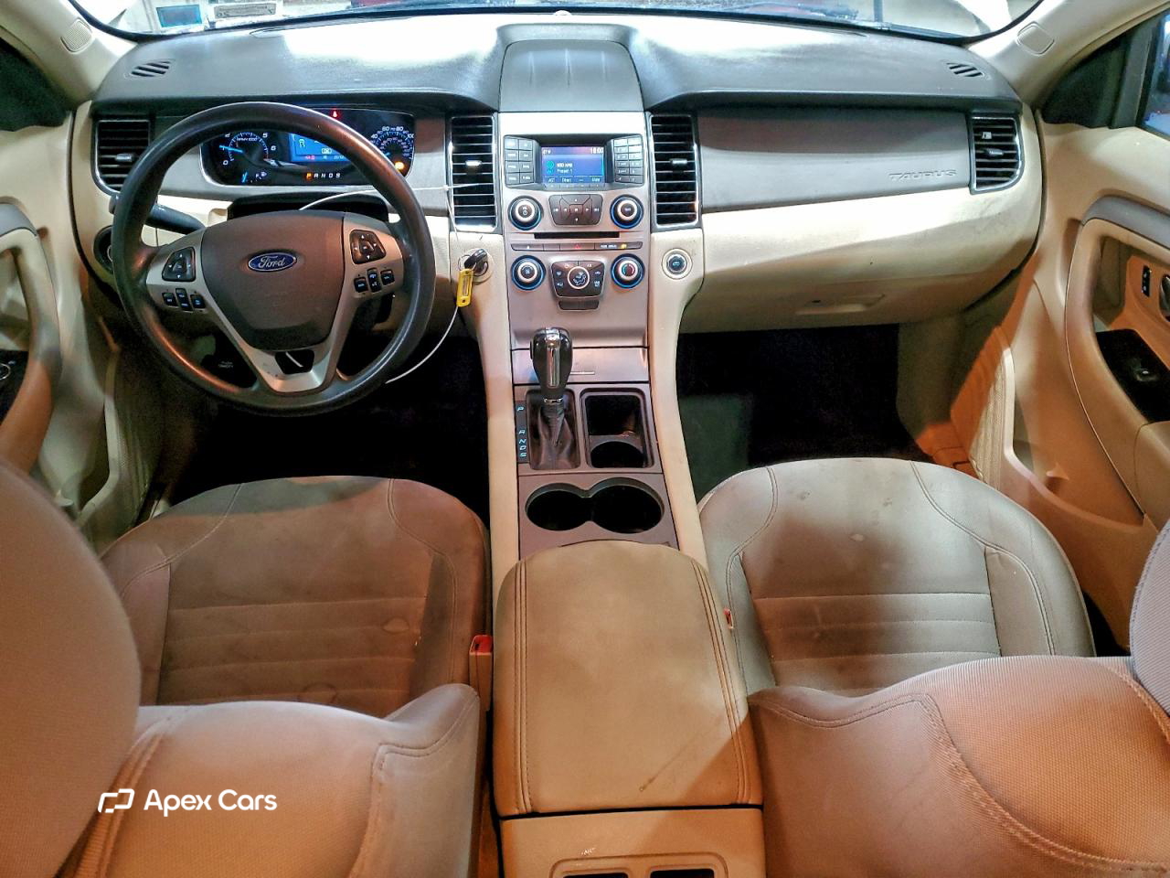 Ford Taurus 2015