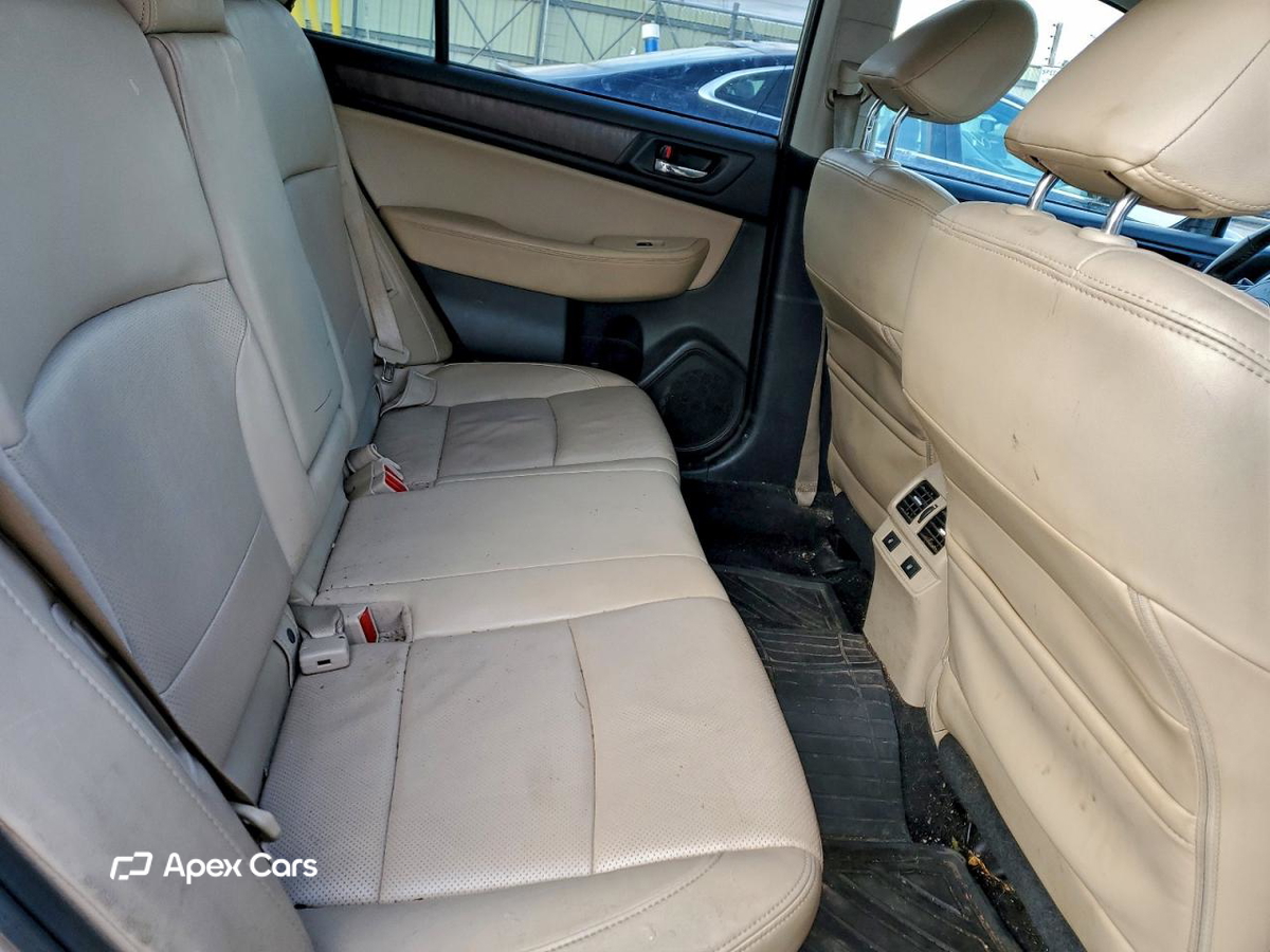 Subaru Outback 2015