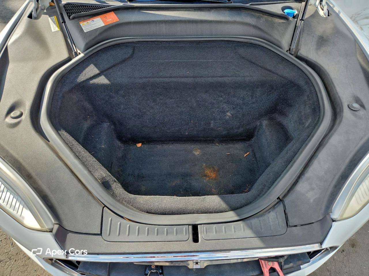 Tesla Model S 2015