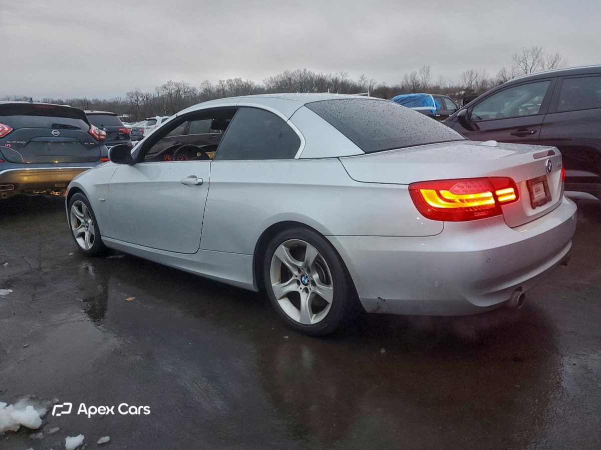 BMW Series 3 2011