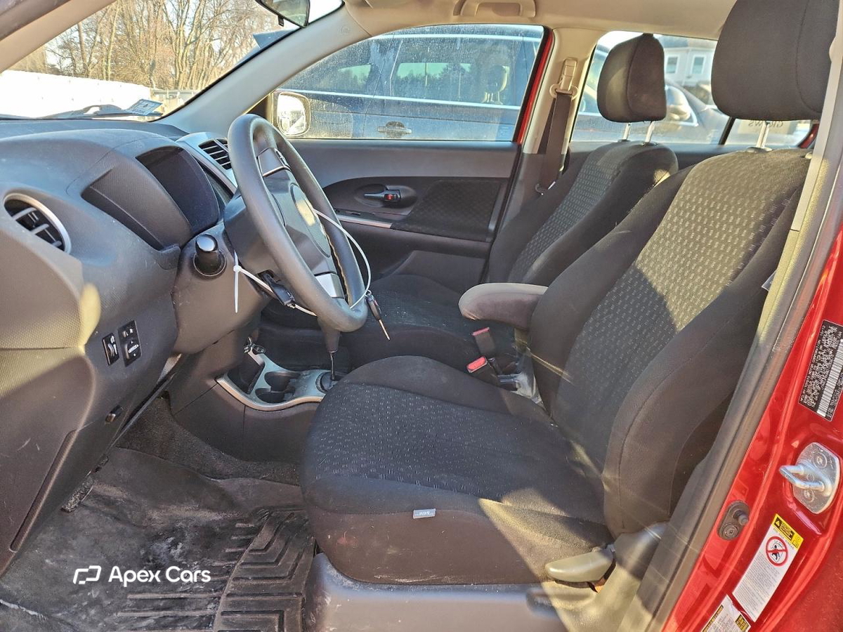 Toyota  2013