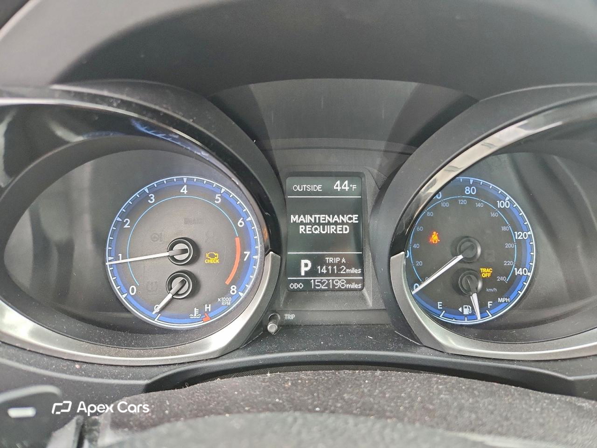 Toyota Corolla 2015