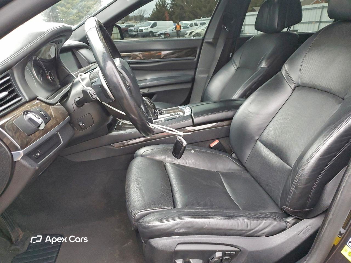 BMW Series 7 2013