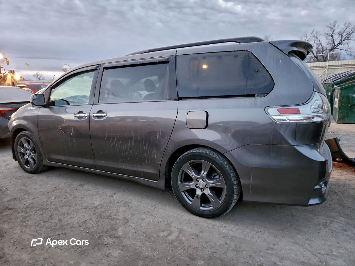 Toyota Sienna 2017