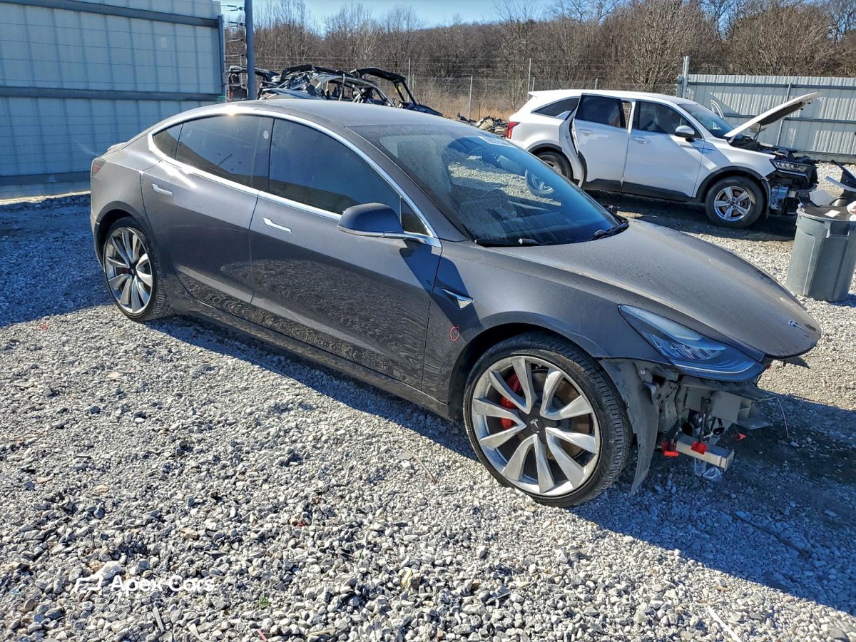 Tesla Model 3 2019