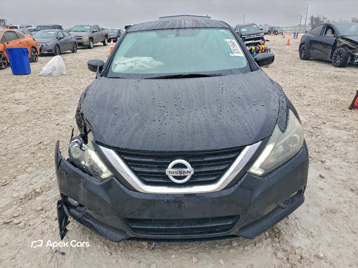 Nissan Altima 2017