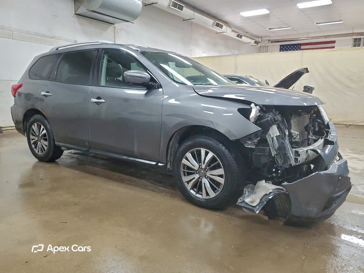 Nissan Pathfinder 2019