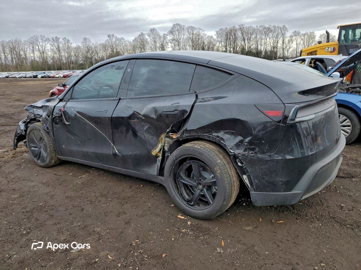 Tesla Model Y 2026