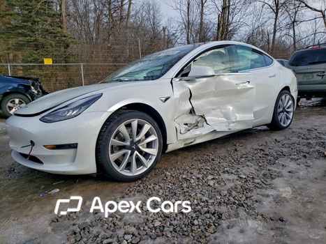 Tesla Model 3 2019 - Image 1 of 14
