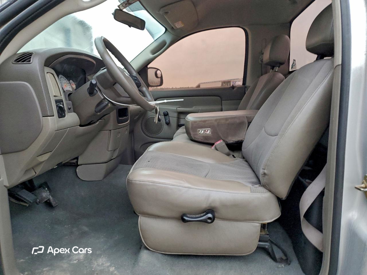 Dodge RAM 2004