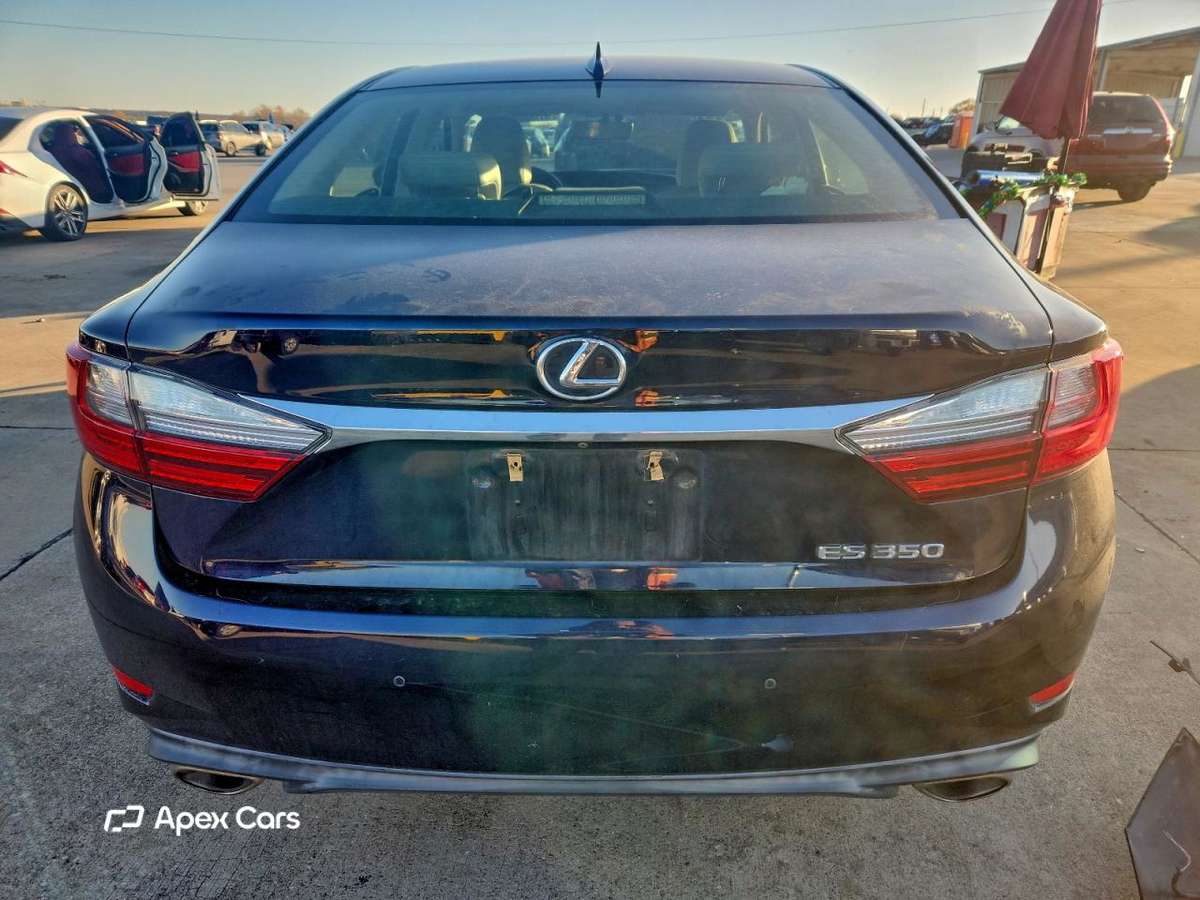 Lexus ES 2016