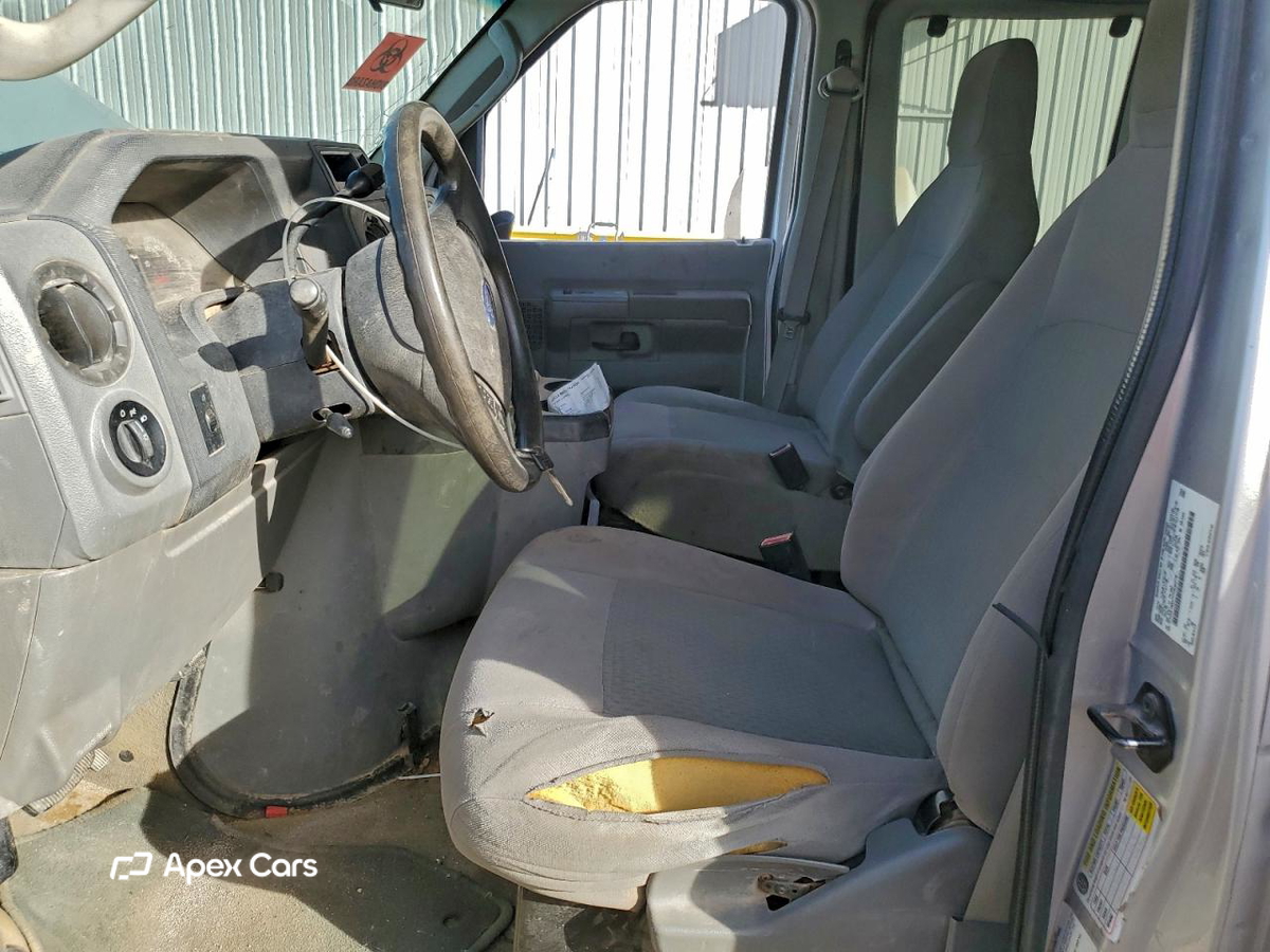 Ford Econoline 2013