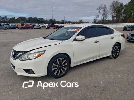 Nissan Altima 2018 - Image 1 of 13