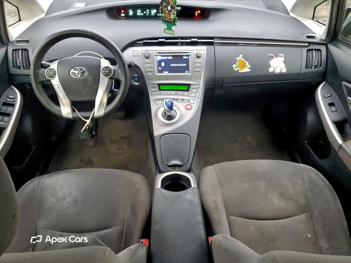 Toyota Prius 2015