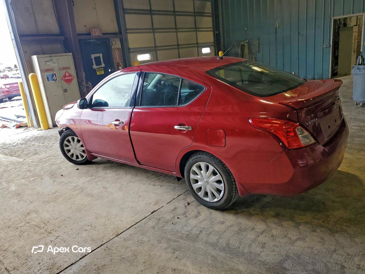 Nissan Versa 2014