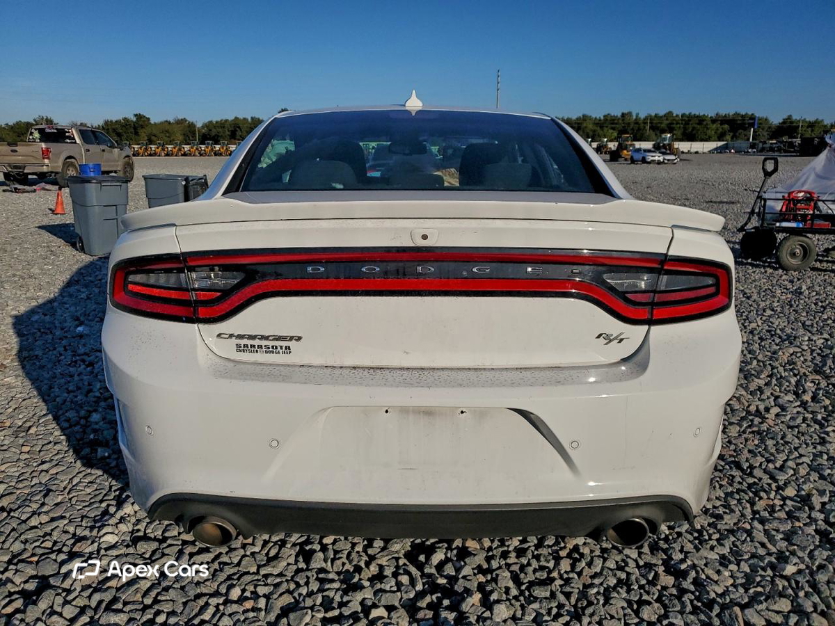 Dodge Charger 2021