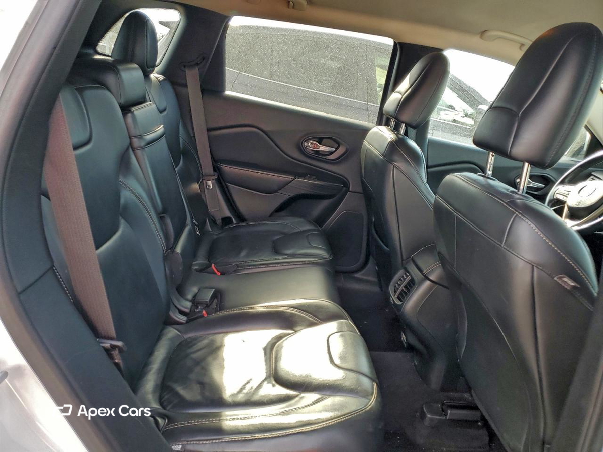 Jeep Cherokee 2015
