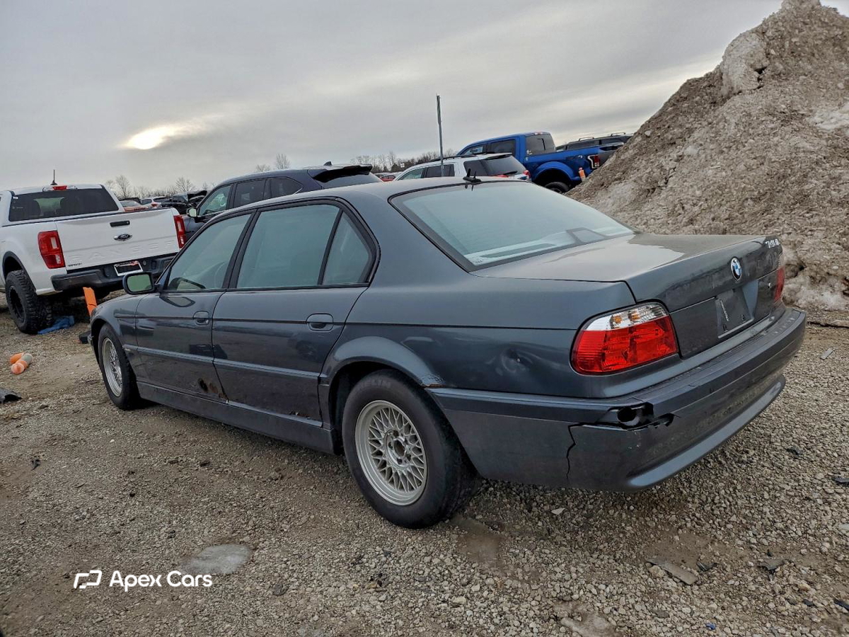 BMW Series 7 2001