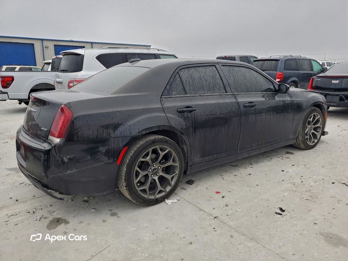 Chrysler 300 2018