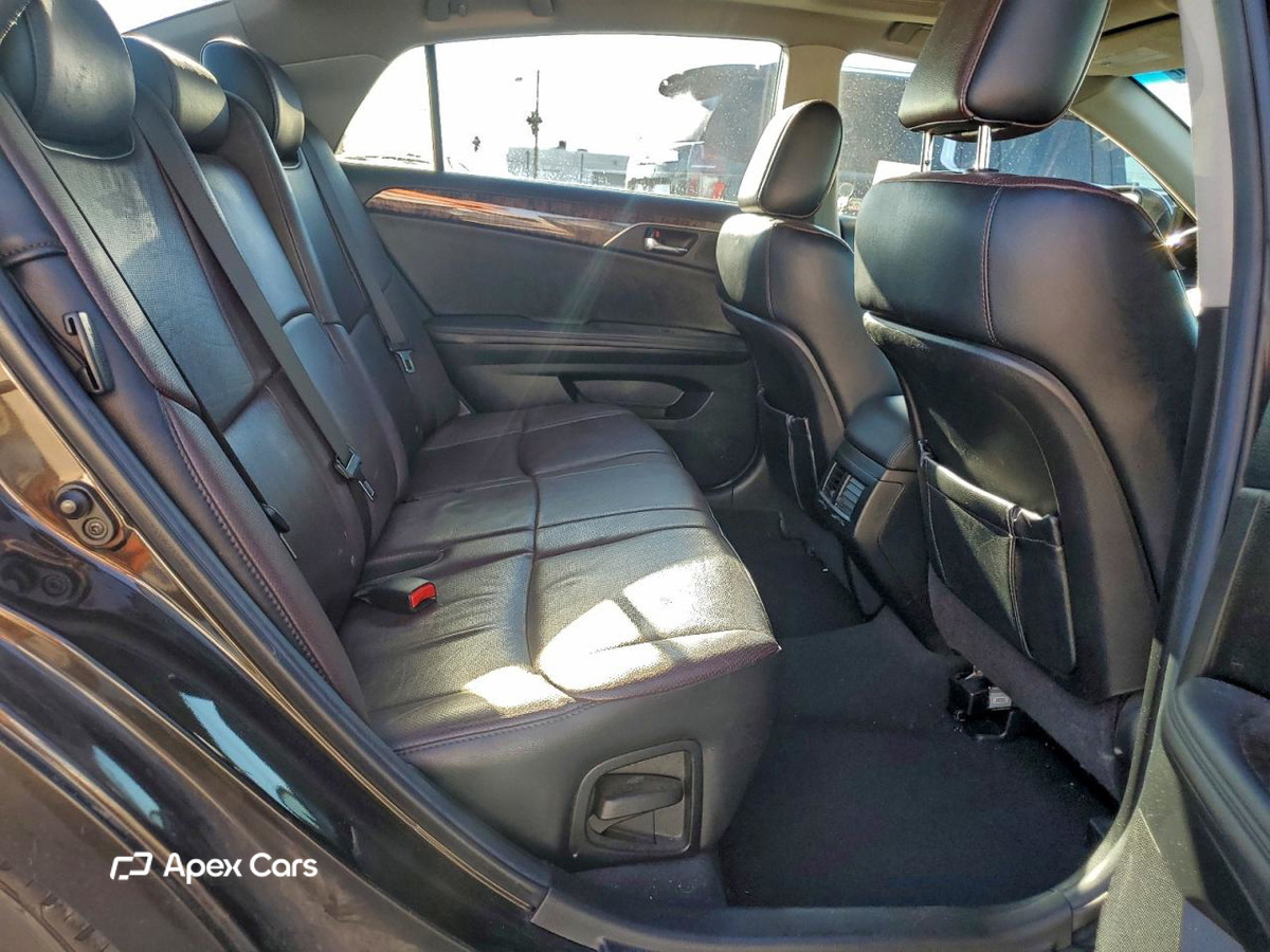 Toyota Avalon 2012