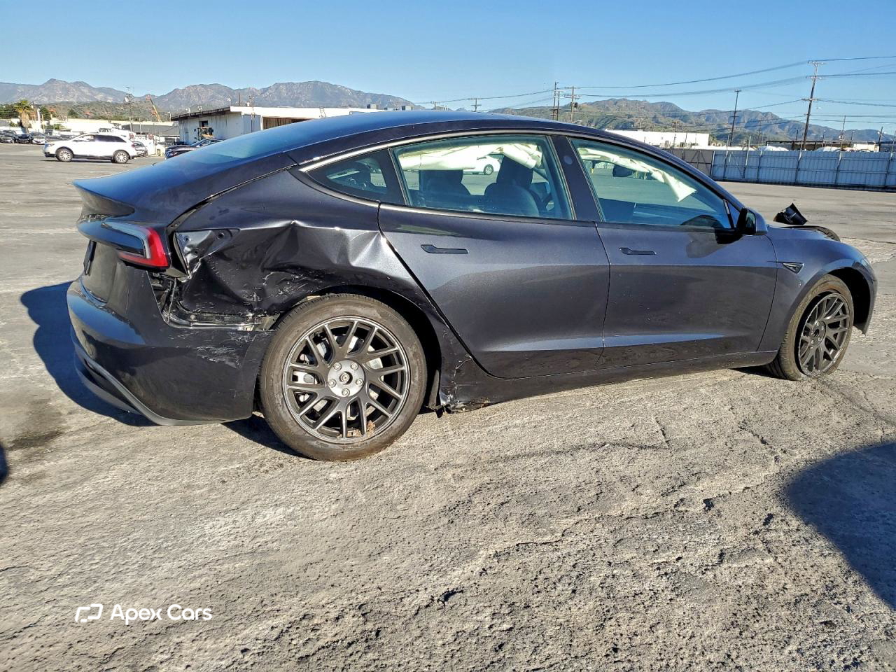 Tesla Model 3 2025