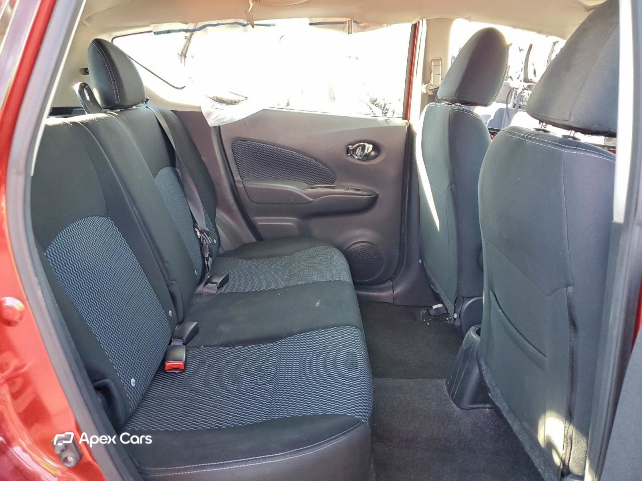 Nissan Versa 2016