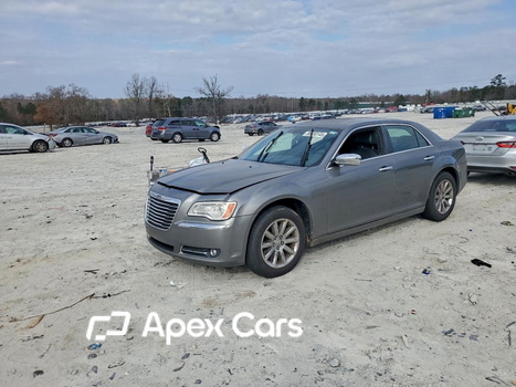 Chrysler 300 2011 - Image 1 of 13