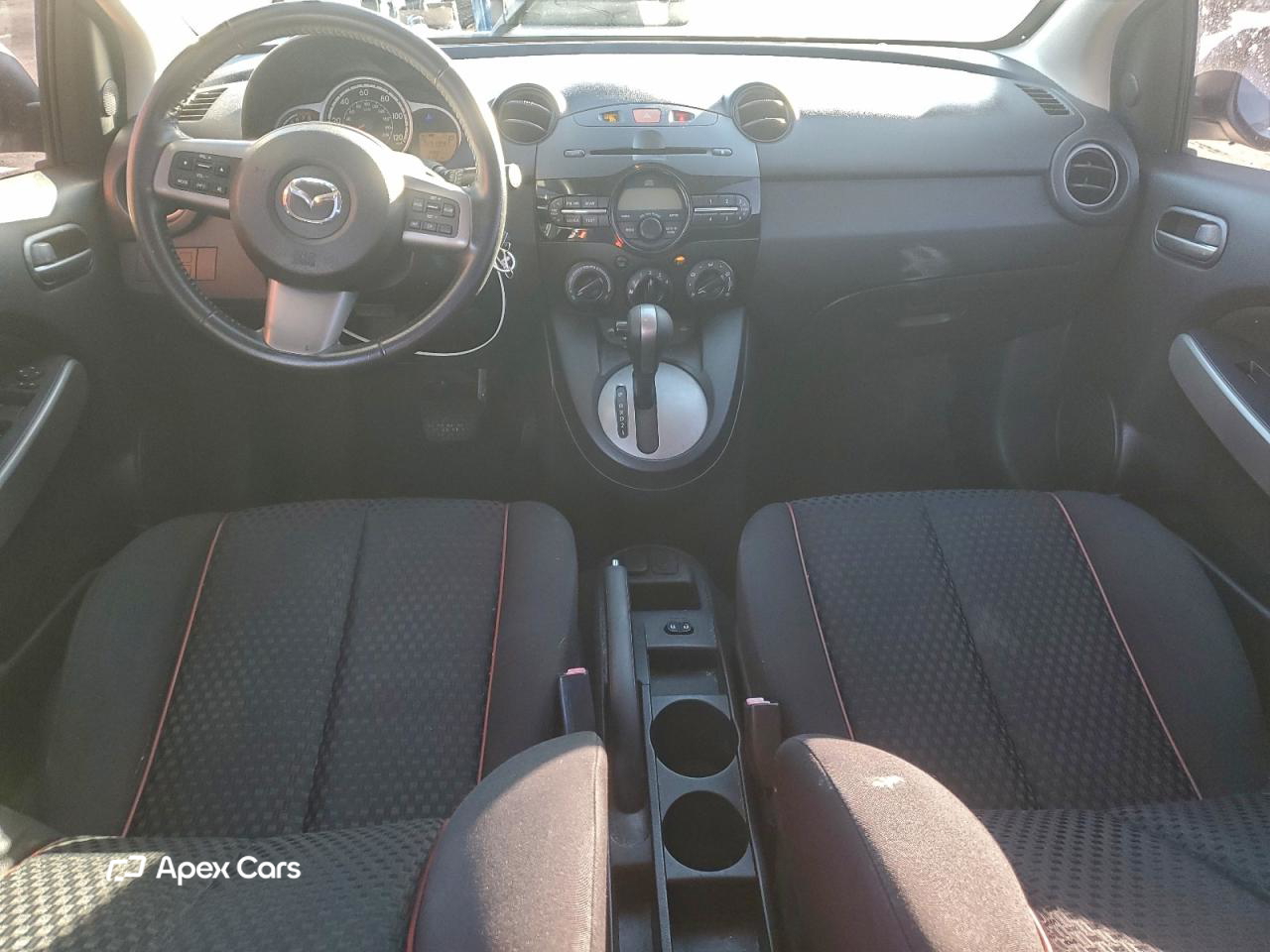 Mazda 2 2011