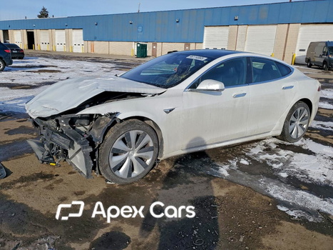 Tesla Model S 2021 - Image 1 of 13