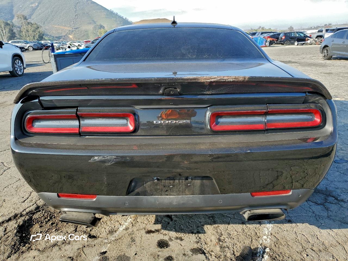 Dodge Challenger 2020
