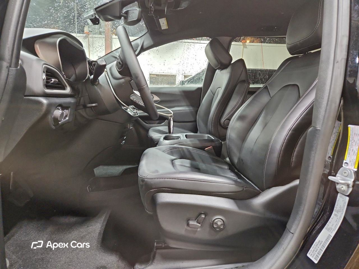 Chrysler Voyager 2025
