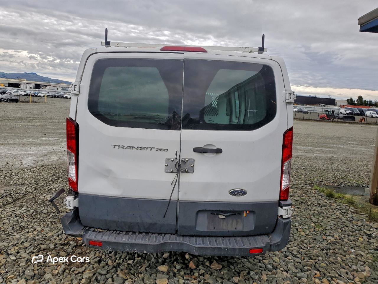 Ford Transit 2015
