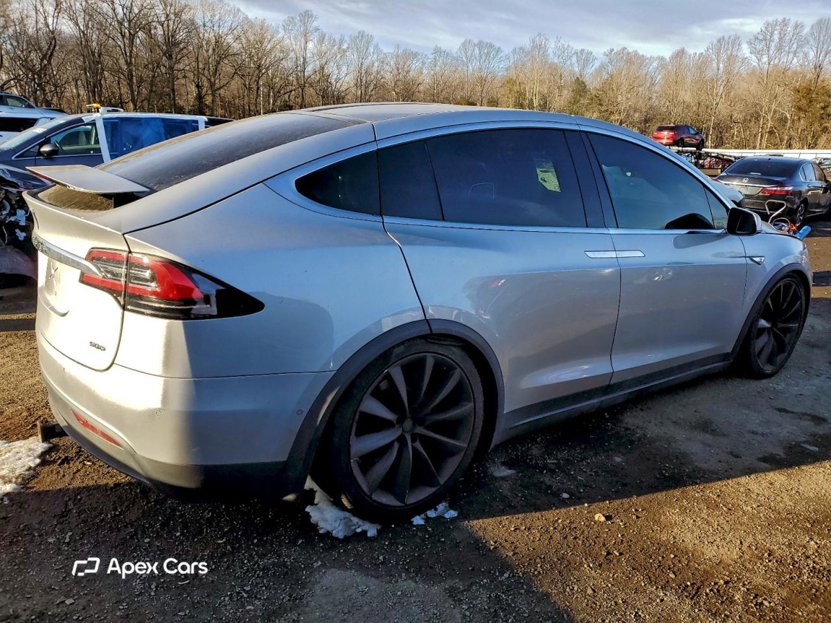 Tesla Model X 2016