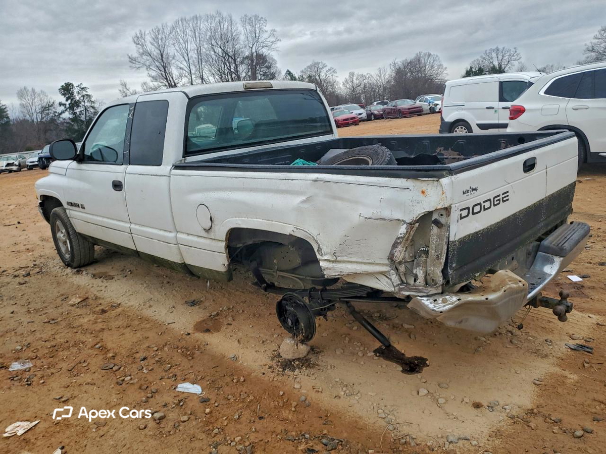Dodge RAM 2000