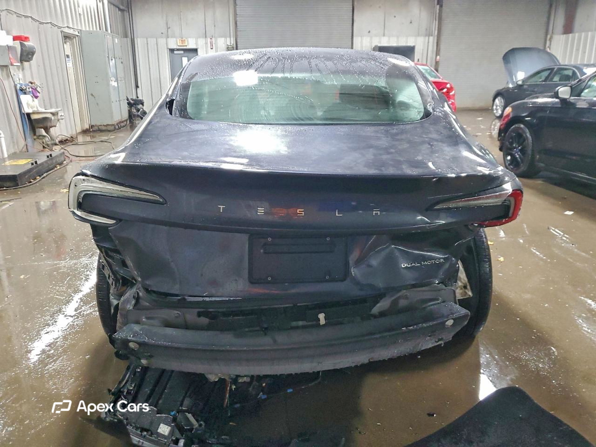 Tesla Model 3 2025