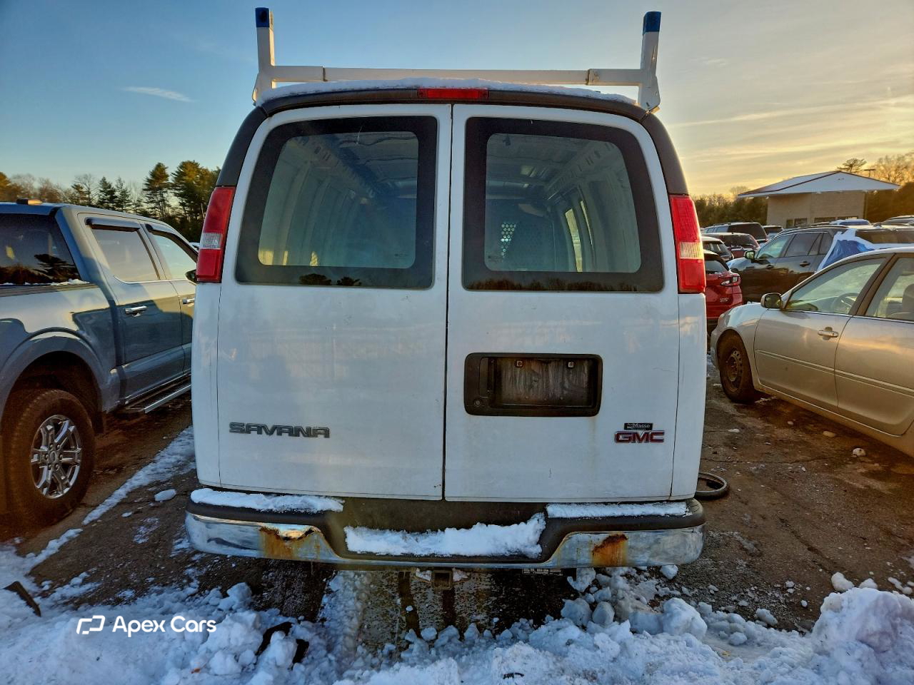 GMC Savana 2017