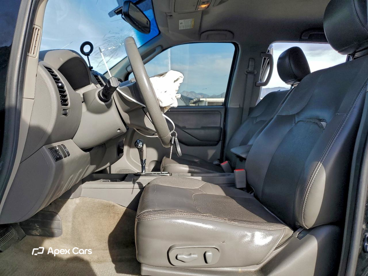 Nissan Navara (Frontier) 2011