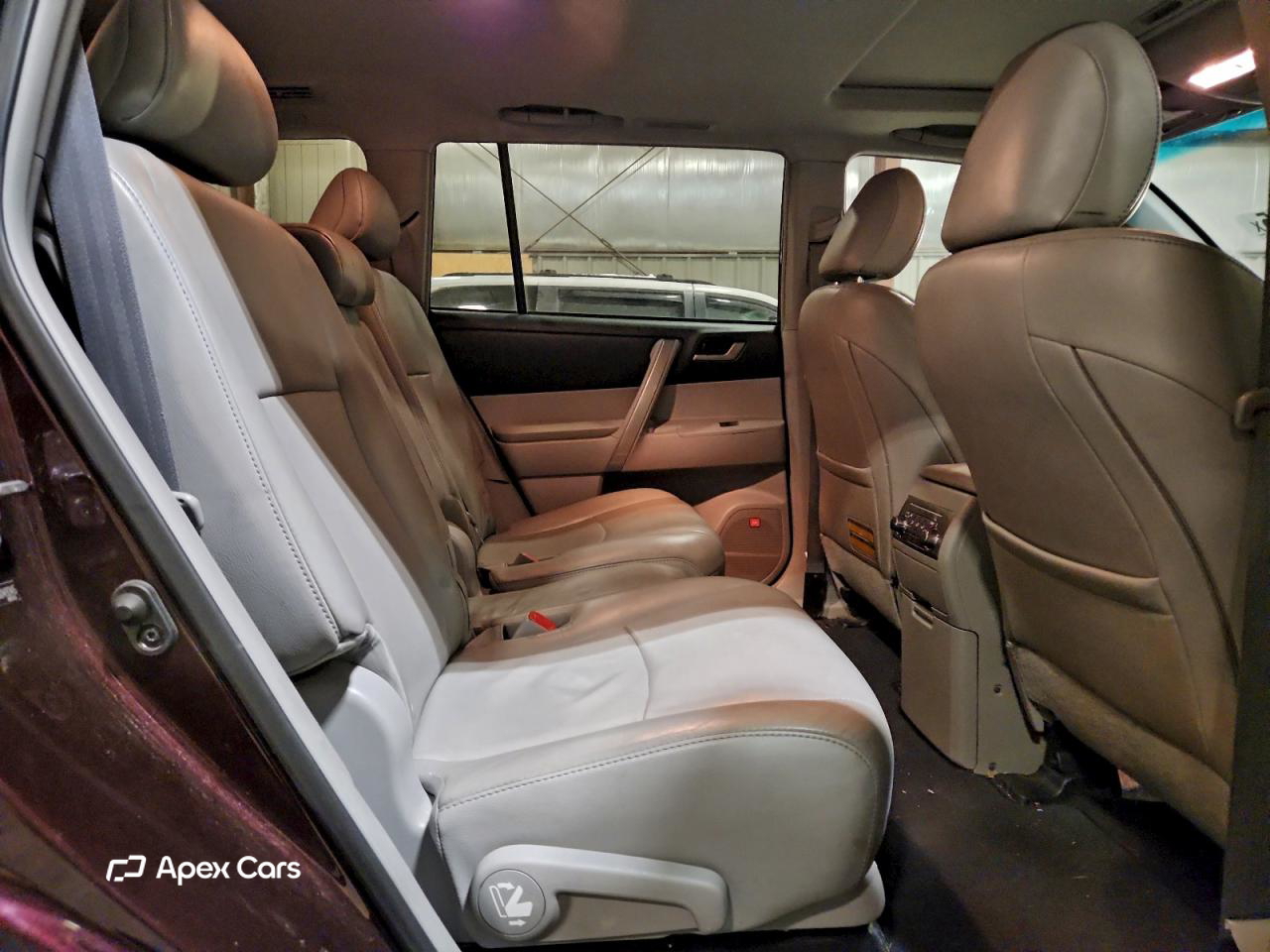 Toyota Highlander 2011