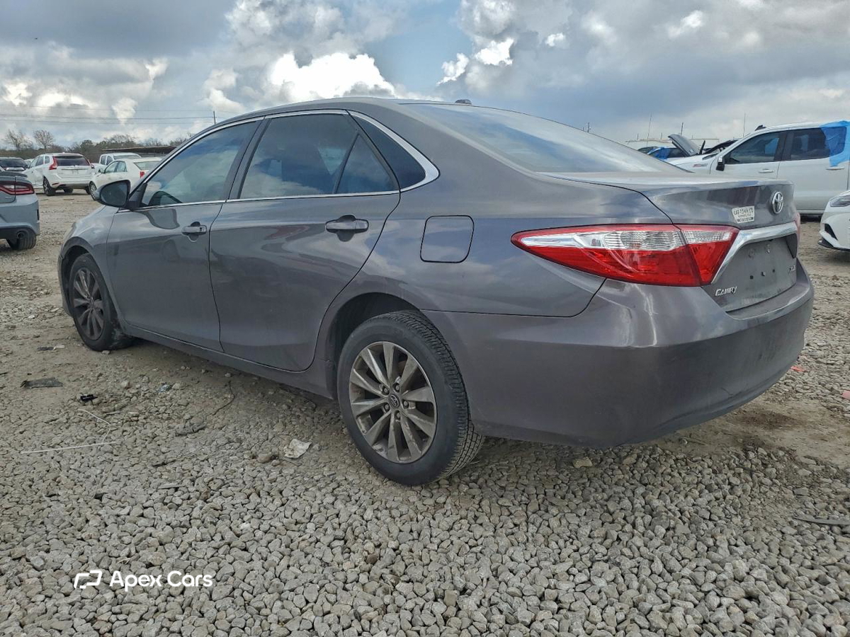 Toyota Camry 2016
