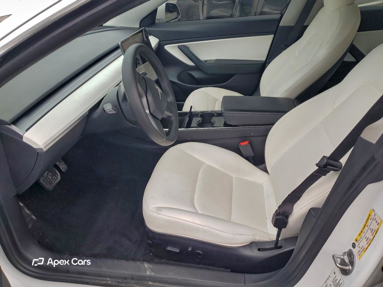 Tesla Model 3 2020