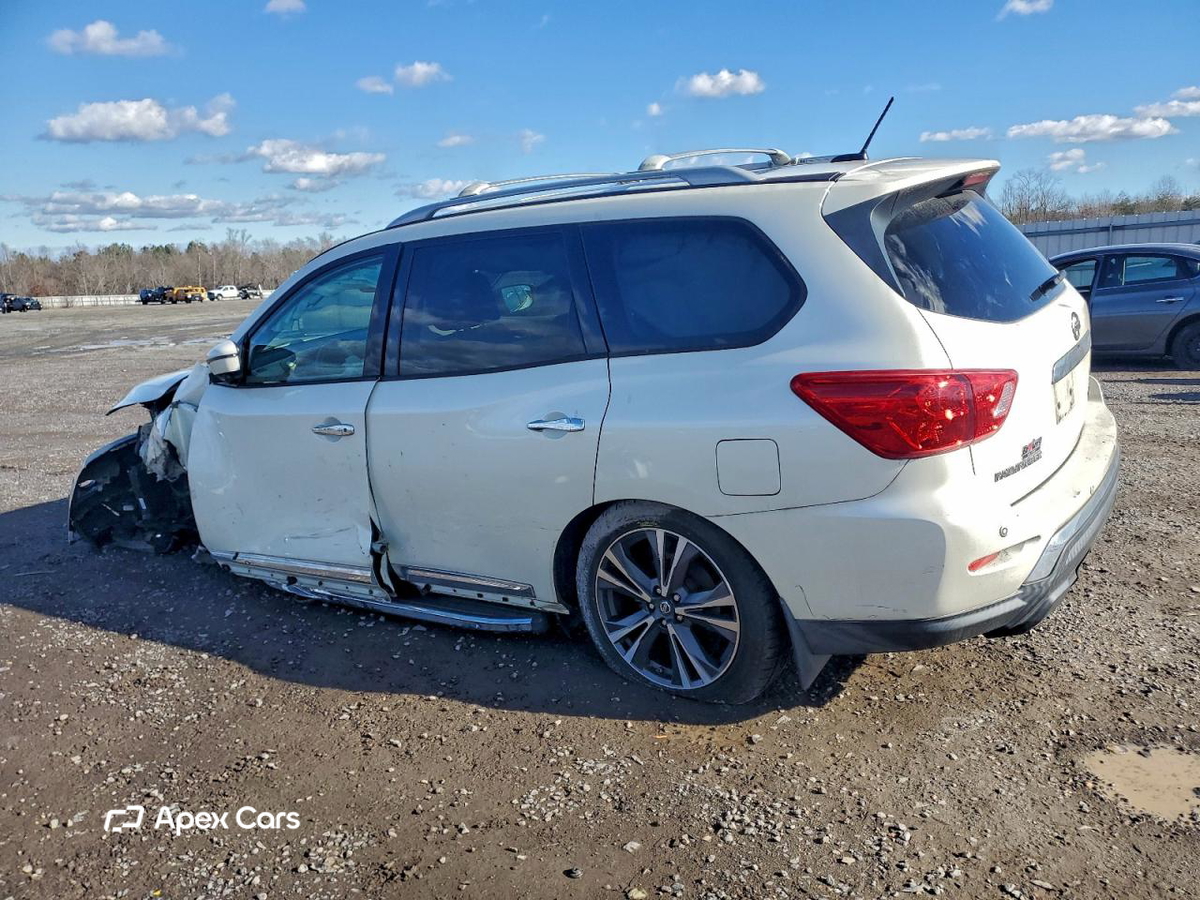 Nissan Pathfinder 2018