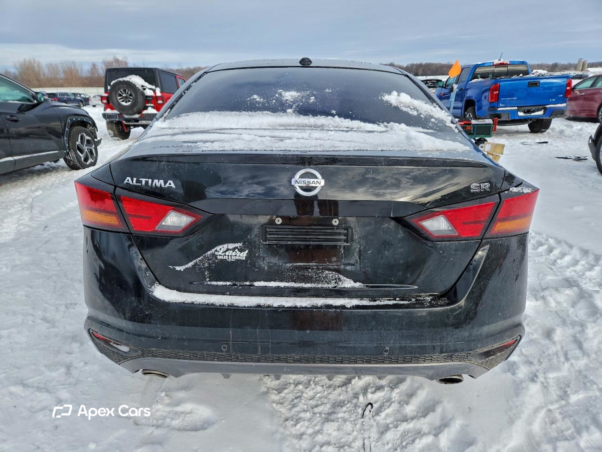 Nissan Altima 2020