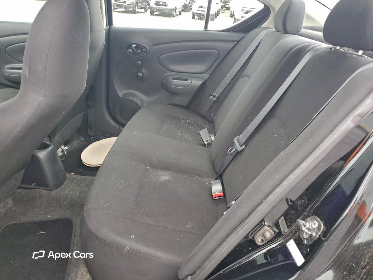 Nissan Versa 2014