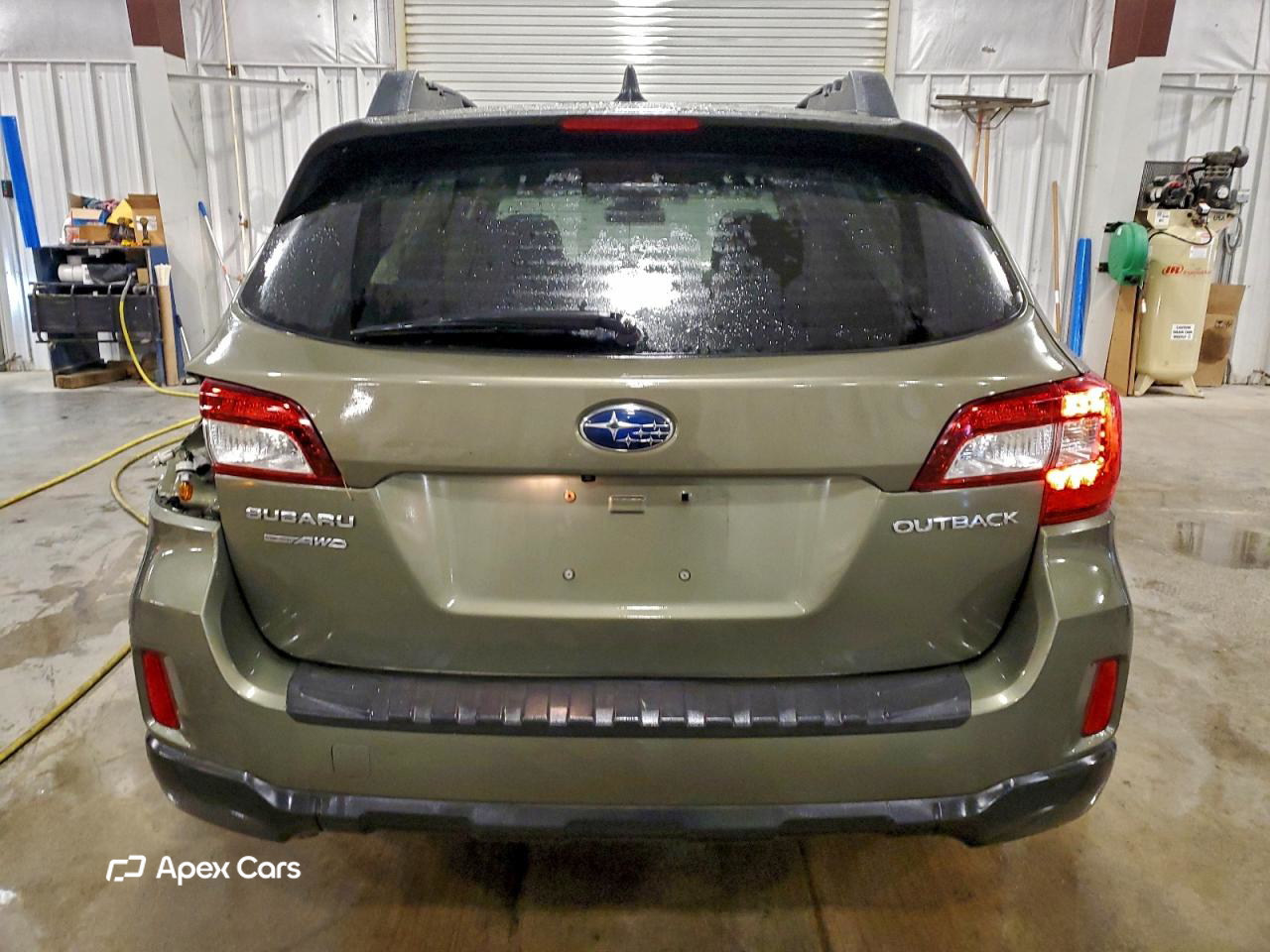 Subaru Outback 2016
