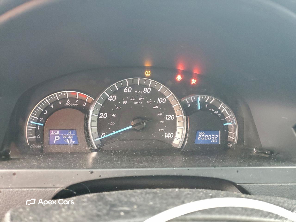 Toyota Camry 2012