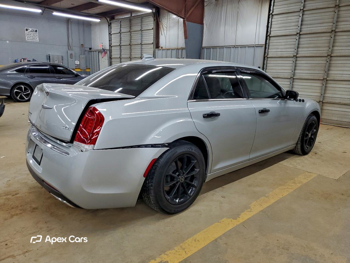 Chrysler 300 2019