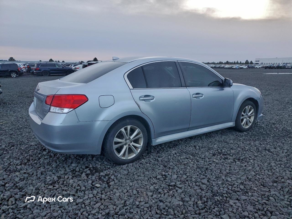 Subaru Legacy 2013