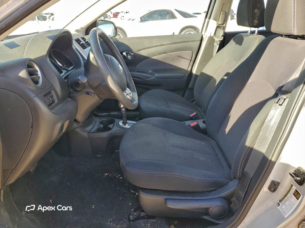 Nissan Versa 2014