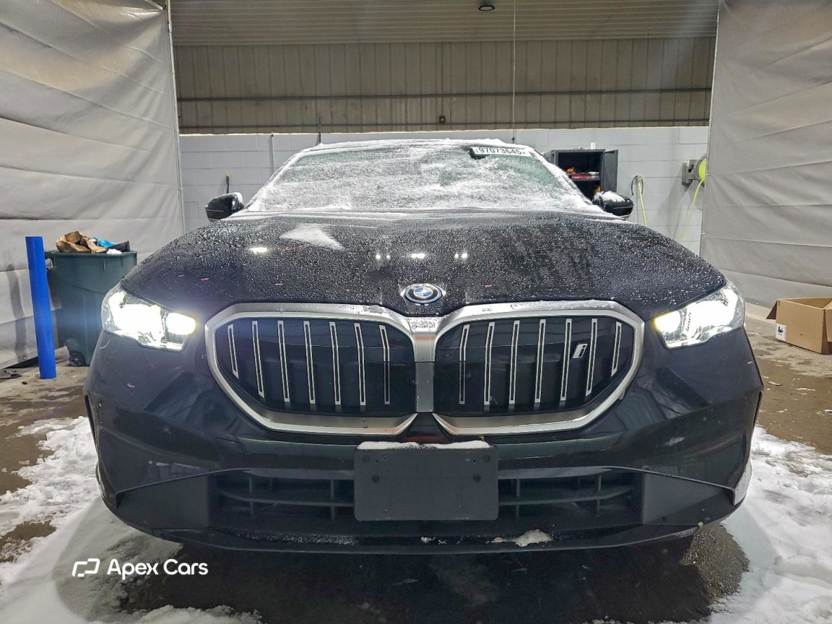BMW i5 2025