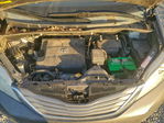 Toyota Sienna 2012